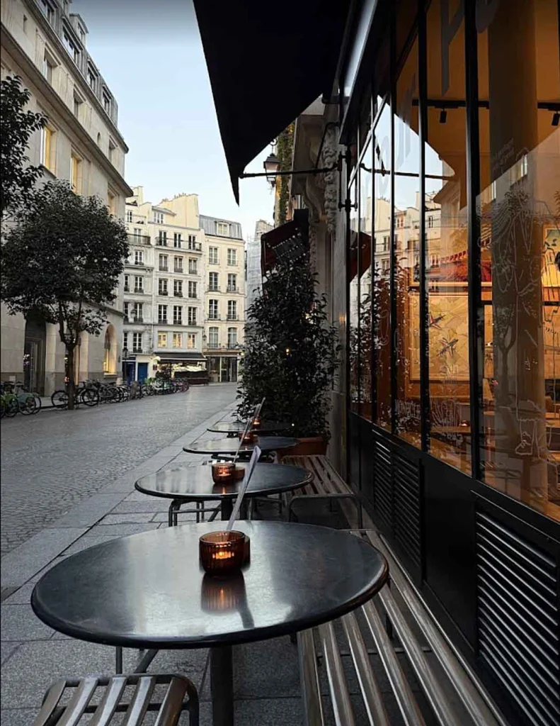 Bänke, Paris