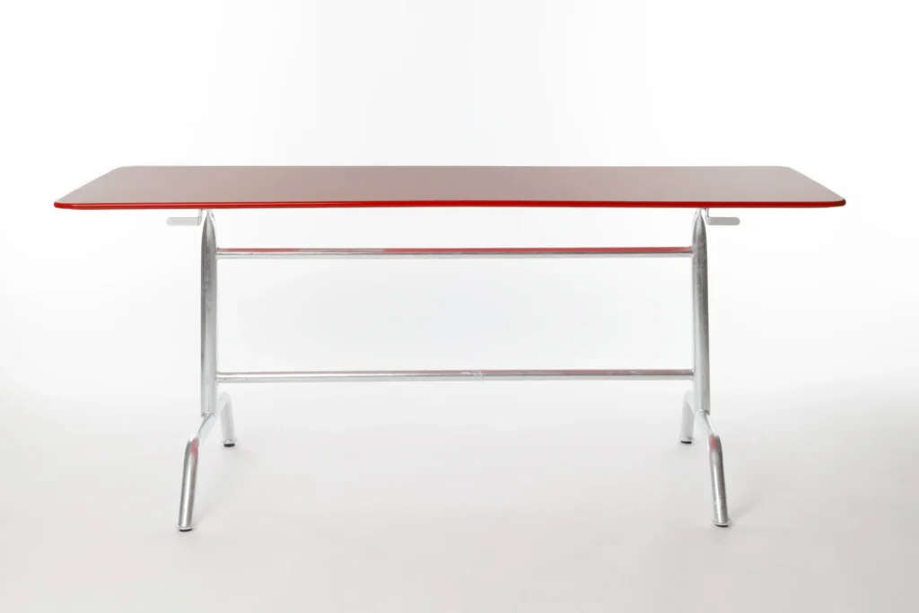 Tisch 280
