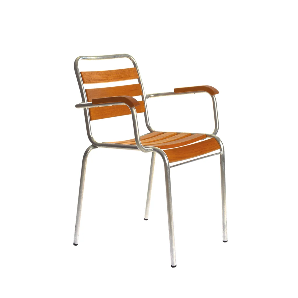 Modell 12 – Stuhl mit Armlehnen